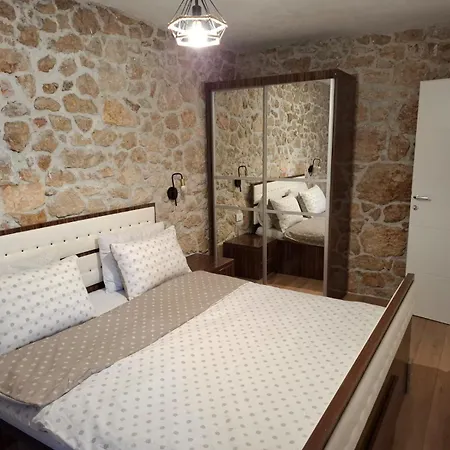Stone Ema Široki Brijeg